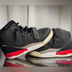 Nike Boys Air Jordan Legacy 312  Black Basketball Shoes Sneakers Sz 7Y